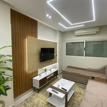 شقه فندقيه لك بالكامل في ارقي موقع بالمهندسين غرفتين